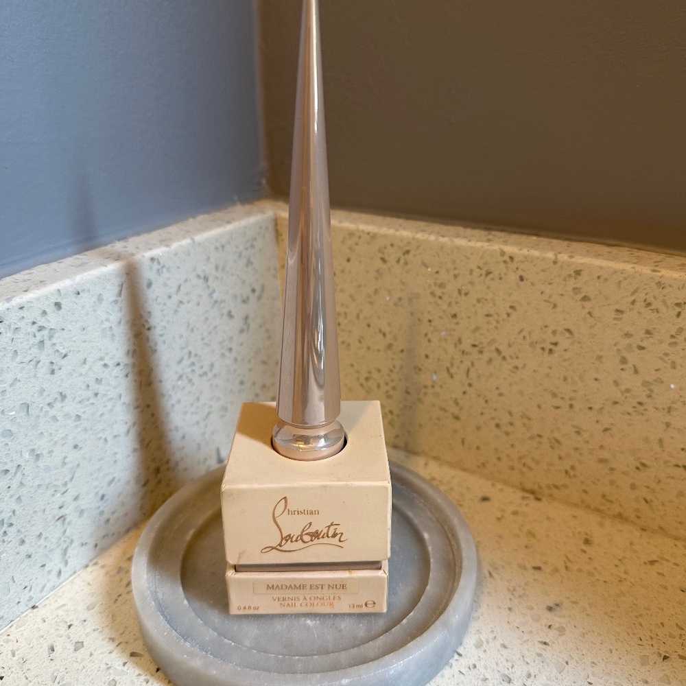 Christian Louboutin Madame Est Nue Nail Colour